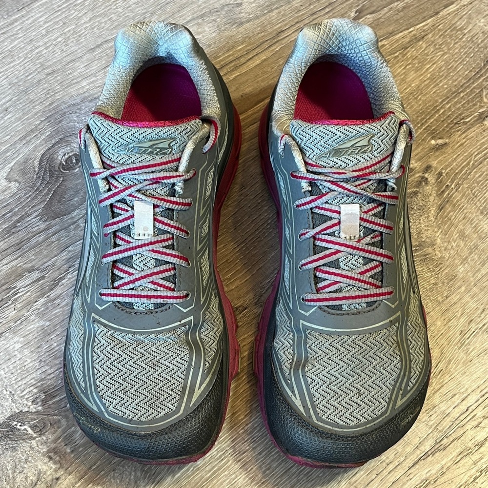 Altra Provision‎ 3.5 Womens Running Shoes Grey Berry Pink AFW1845F-2 Size 8.5
